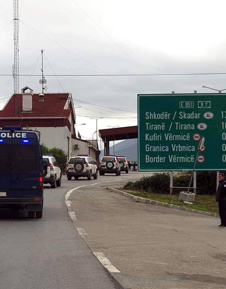 Kosova Polisinin 100 Mensubu Daha Arnavutluk’a Gönderildi