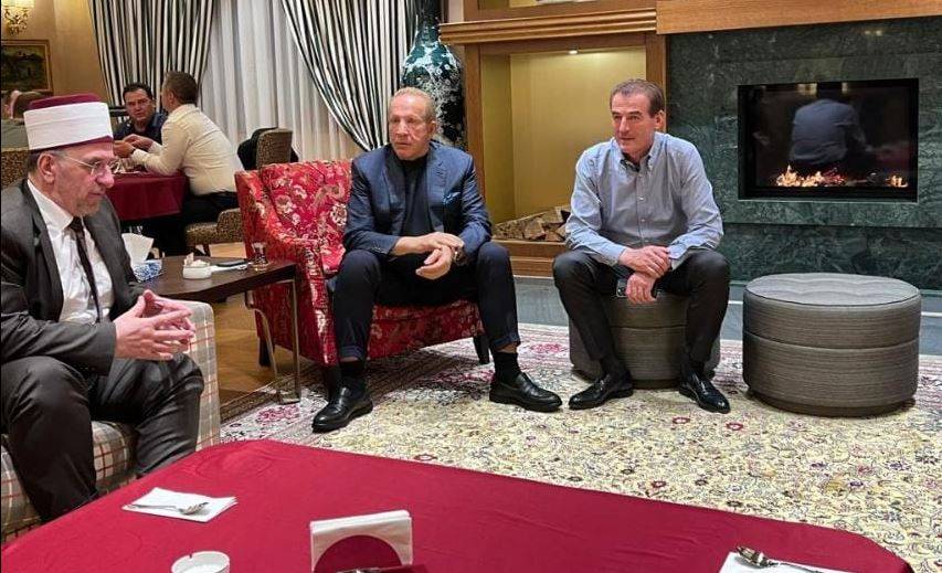 Pacolli, İslam Birliğine 2 Hektarlık Vakıf Arazisi Bağışladı