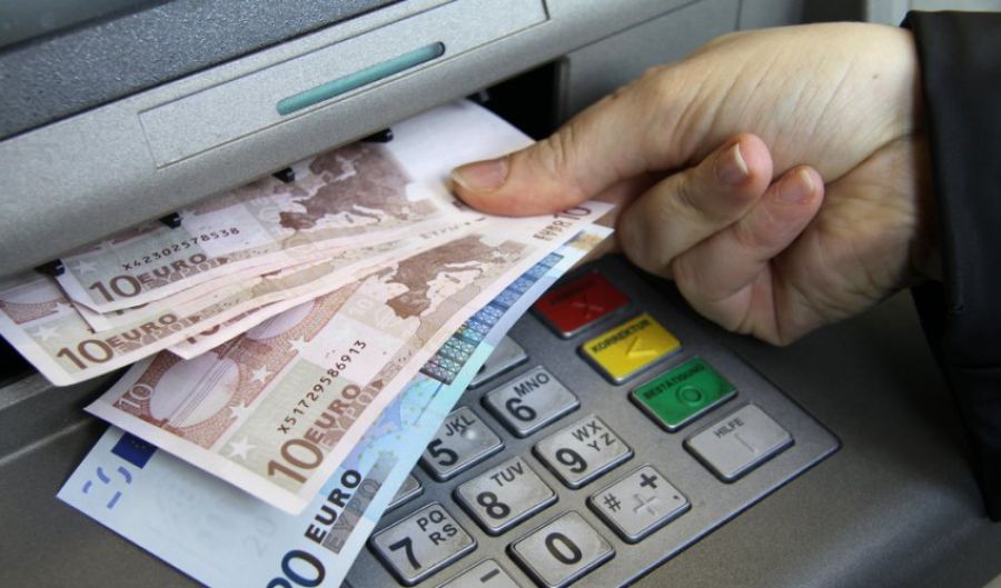 Kamu Görevlilerin Eylül Maaşları Ödenmedi