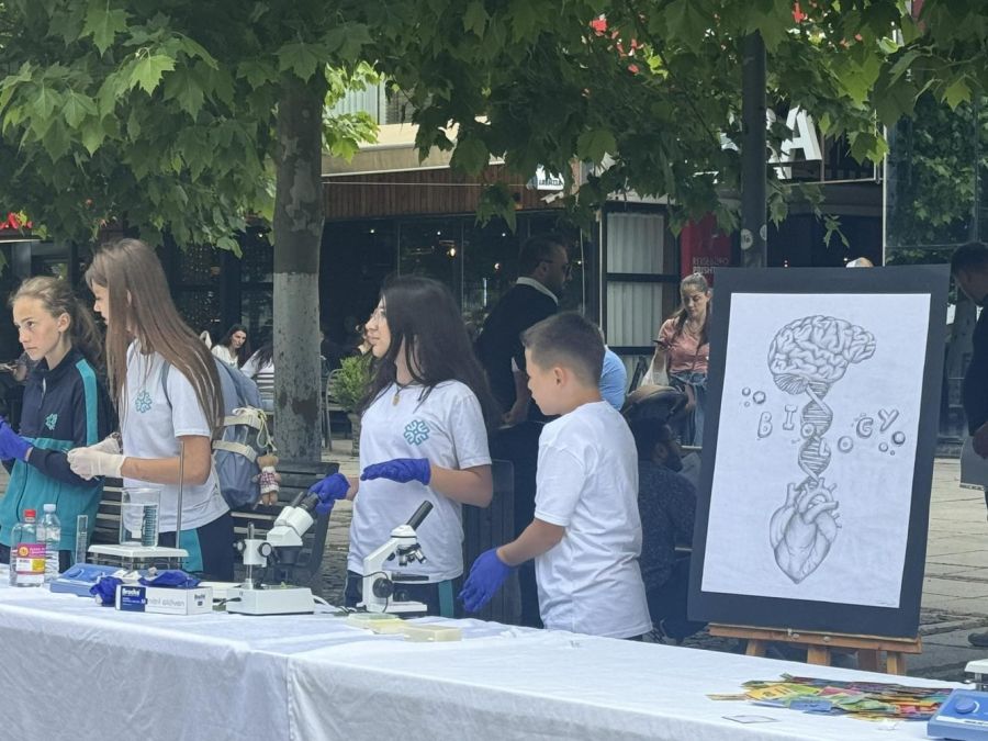 Kosova Maarif Okulları Bilim Fuarı Açıldı