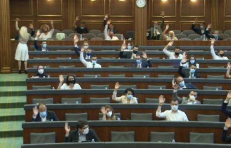 Covid-19 Pandemisinin Önlenmesi ve Mücadele Edilmesi Kanunu Onandı