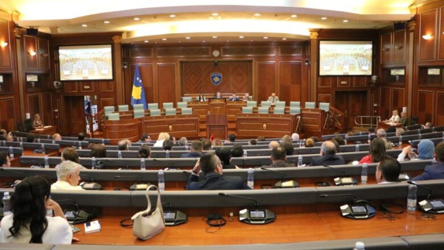 Vekillere 2 Saatlık Çalışma İçin 230 Bin Euro