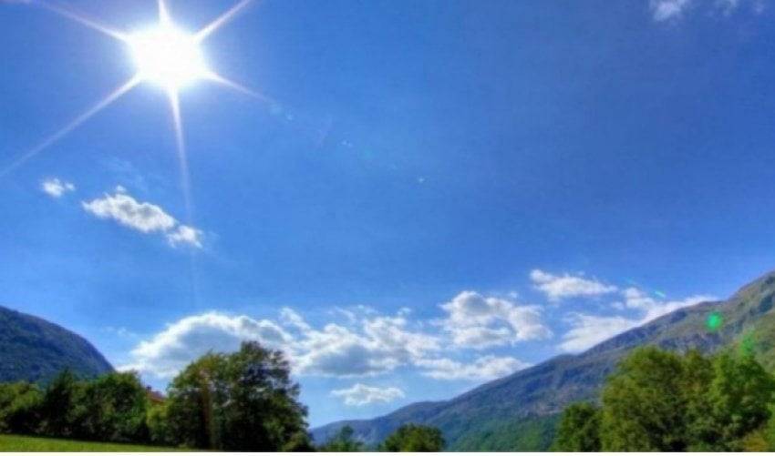 Güneşli Bir Hafta Sonu
