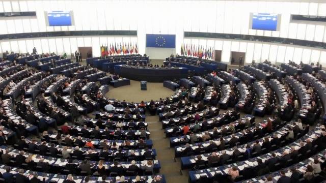 Avrupa Parlamentosu, Kosova ile İOA-yı Onayladı