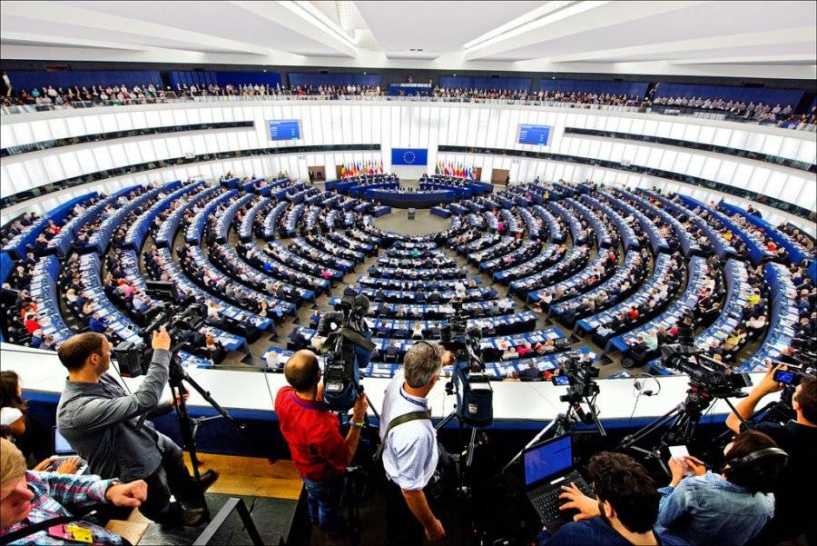 AP Milletvekilleri, Kosova’ya Vize Serbestisini AB’nin Ajandasına Dahil Edilmesini Talep Ediyorlar