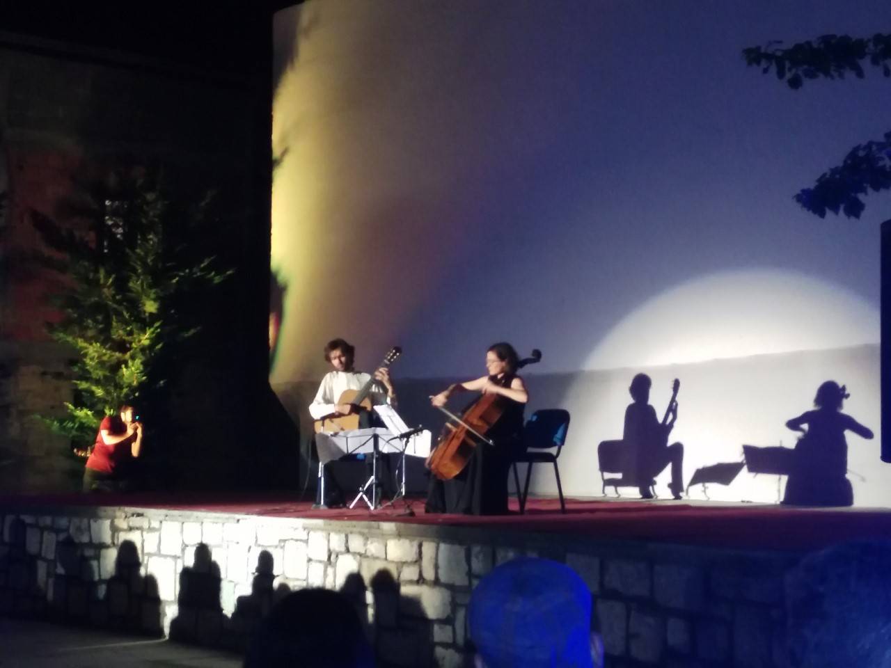 Monika Leskovar ve Petrit Çeku Prizren'de Yaz Etkinlikleri Açılışını Yaptı