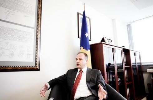 Tanımaları  Sağlamak Zor