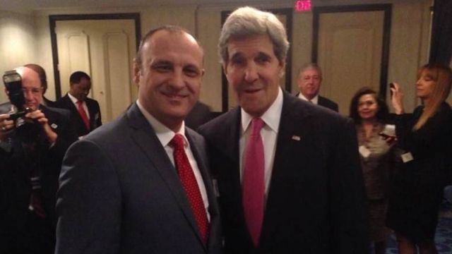 Petroviç Washington'da Sabah Duası Töreninde