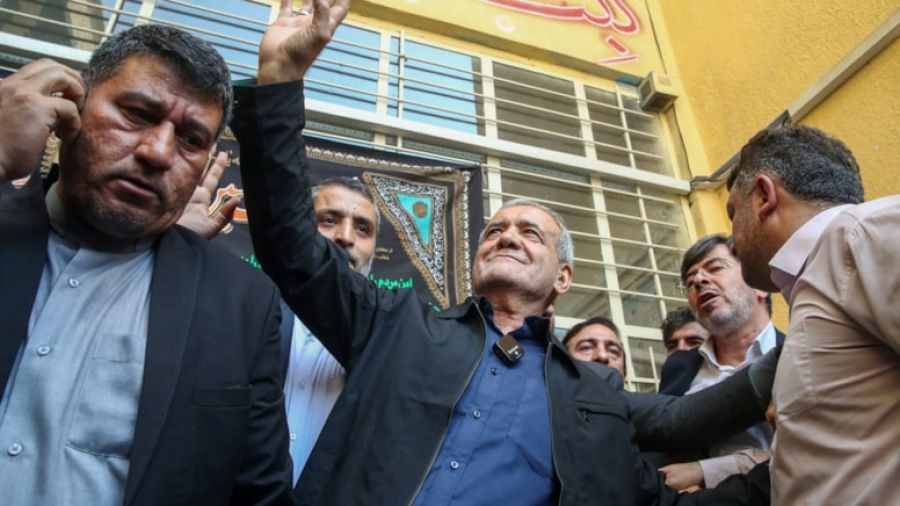 İranlılar, reformist Türk adayı seçti... Ülkenin 9'uncu Cumhurbaşkanı Pezeşkiyan