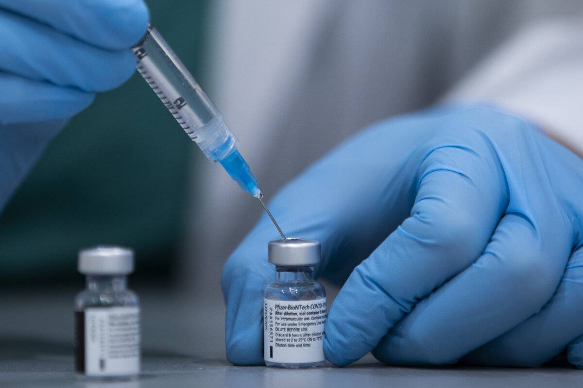 Sağlık Bakanlığı 12 Yaş Üzeri Çocukların Aşılanmasına İzin Verdi