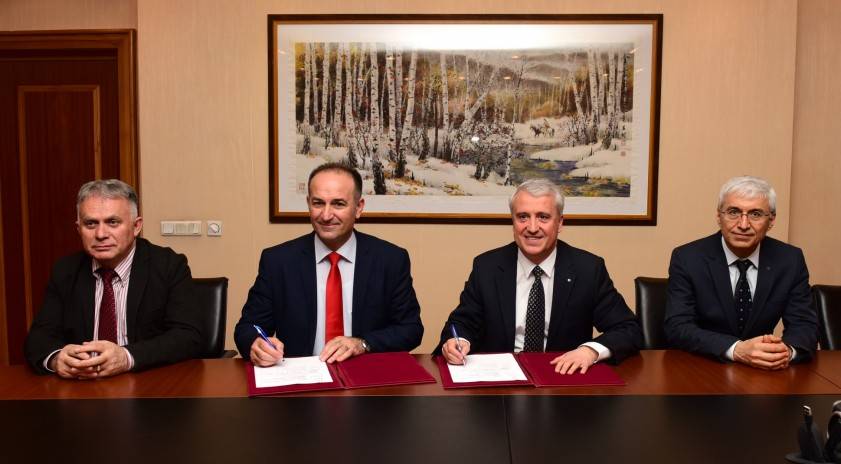 Anadolu Üniversitesi ile Kosova Prizren Üniversitesinin İşbirliği