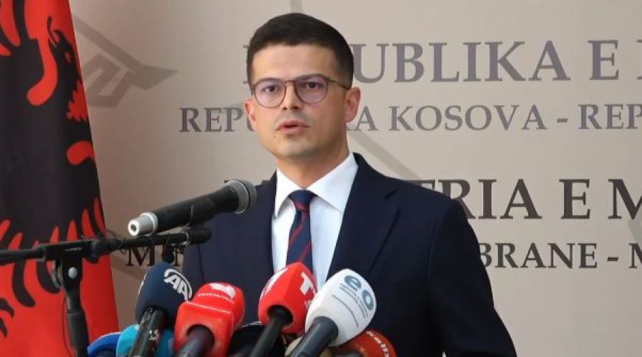Vengu: Arnavutluk Asker Sayısını Artırabilir, Karar Verme Yetkisi KFOR'un