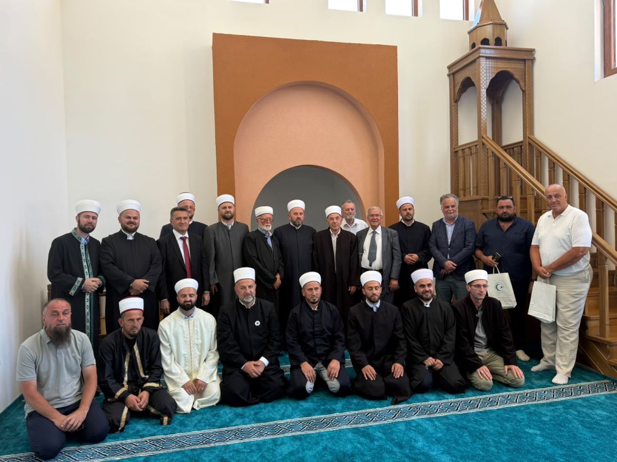 Pljevlja'da 120 Yıl Sonra İlk Yeni Cami İbadete Açıldı