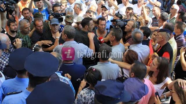 Polis On Gaziyi Tutukladı