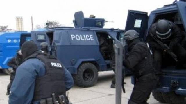 Kosova Polisi, Terörden Şüpheli 132 Kişiyi Soruşturuyor