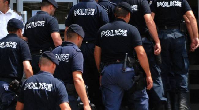 Polis, Protestolara  Başlayacağını Uyardı