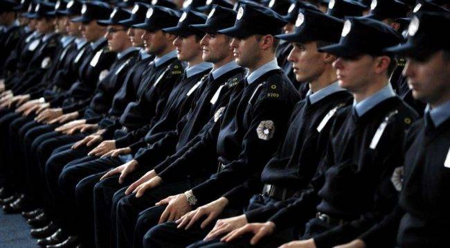 Polislere Namaz İbadeti Yasaklandı