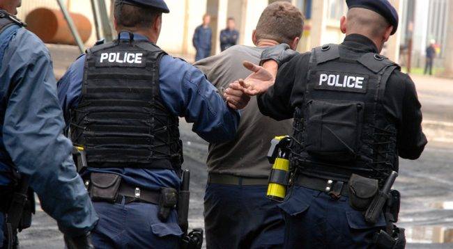 Polis Dün 20 Kişiyi Tutukladı