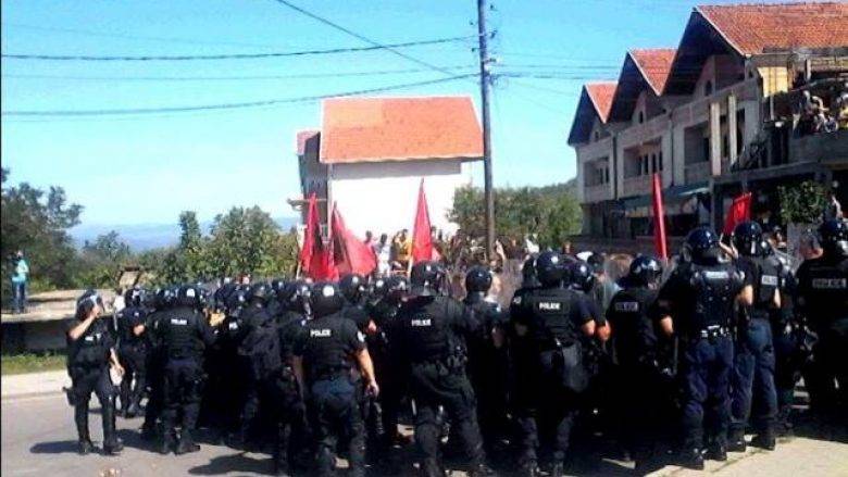 Muşitişte'de 24 Kişi Tutuklu, 4 Polis Yaralı