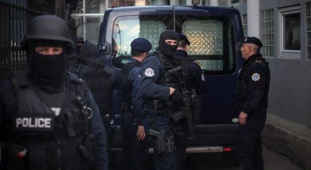 Polis 19 Silaha El Koydu