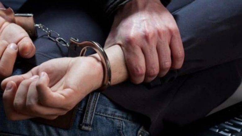 Lipjan'da 150 bin Euro Çaldıkları Şüphesiyle Altı Kişi Tutuklandı