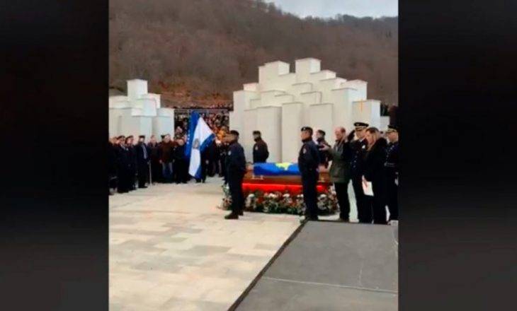 Polis Halksız İşini Yapamaz