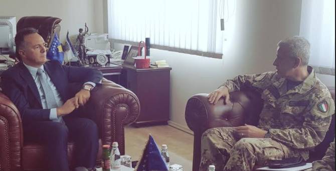 Emniyet Müdürü ve KFOR Komutanı Görüştü