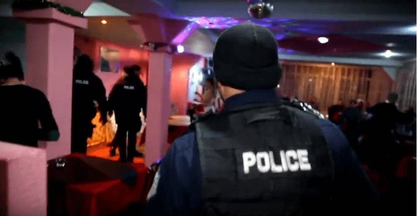 AUV ve Polis Kafeteryalara Eylem Düzenledi