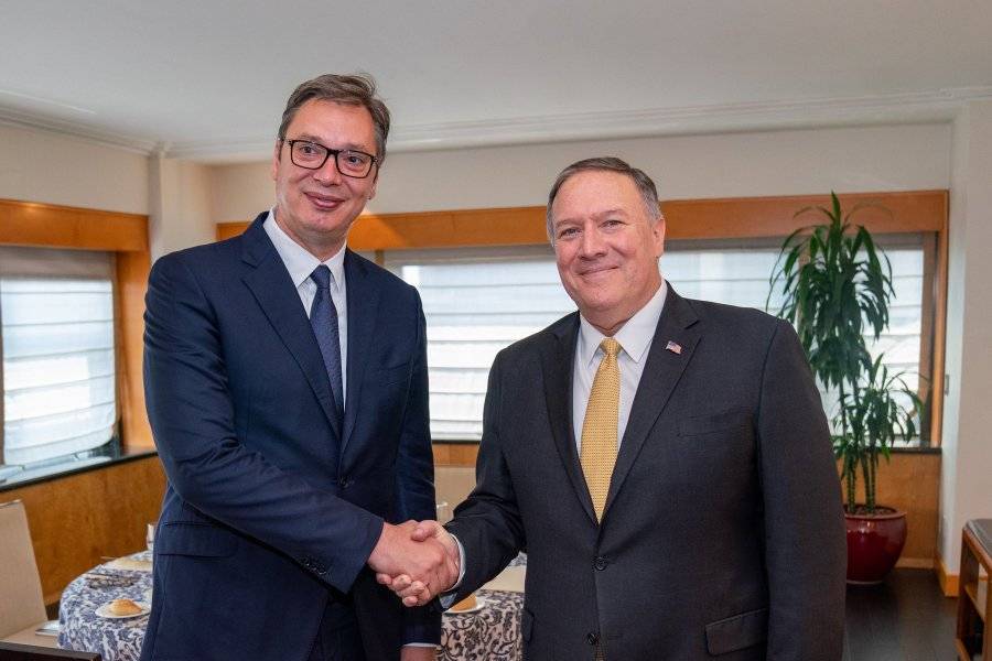 Pompeo ve Vuçiç Kosova-Sırbistan Diyalogunu Görüştü