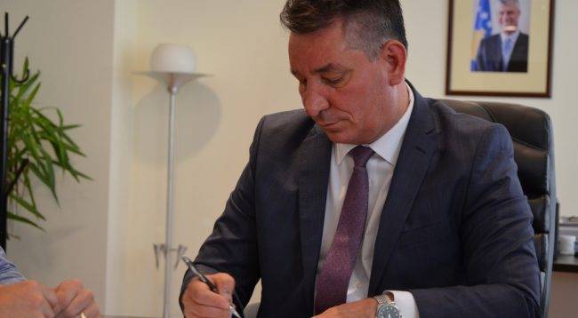 Hükümet’e Karşı Gensoru Önergesi Duyuruları Ciddi Değil