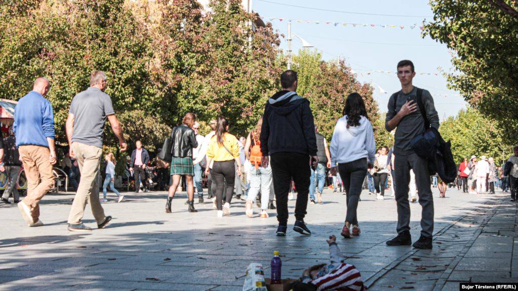 Kosova’da 16 Yaş Altında Evlilikler
