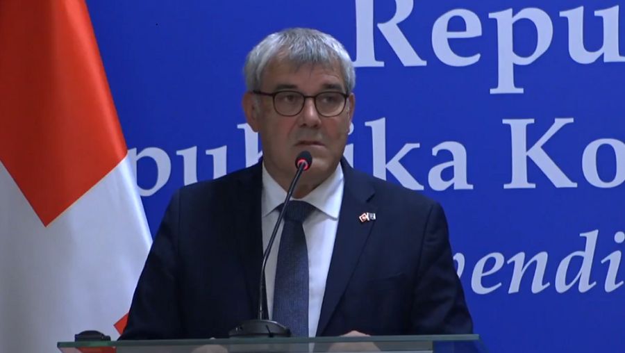 Sırbistan ve Kosova  Gerilimleri Gidermeli