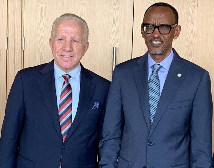 Pacolli, Güneydoğu Afrika’da Tanımalar Arayışında