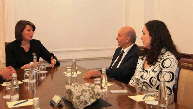 Jahjaga, Isa Mustafa'nın Fikrini Değiştirdi