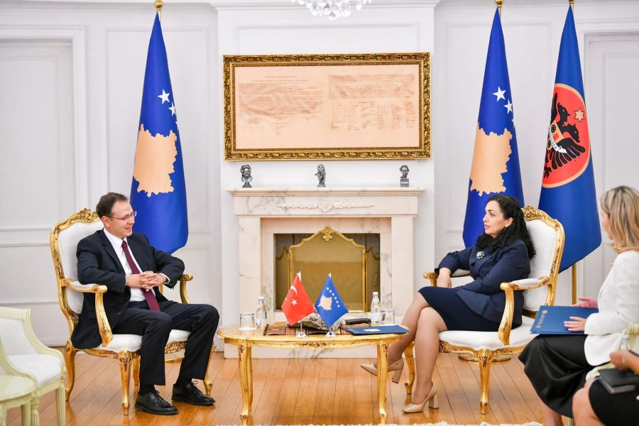 Kosova-Türkiye İş Birliği Sürdürme Kararlılığı Yeniden Teyit Edildi