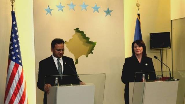 Jahjaga, MMC Başkan Yardımcısı Khan'ı Kabul Etti