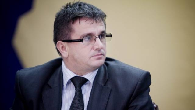 Preteni: Yolsuzluk Raporu Alarm Verici