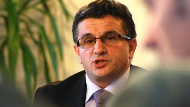 Preteni: Devlet Yolsuzlukla Mücadele Etmiyor