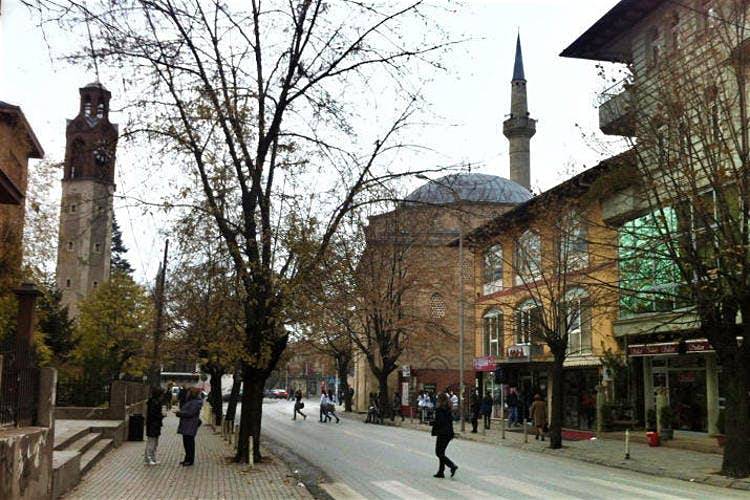 Bölgede Kosovalılar En Mutlu