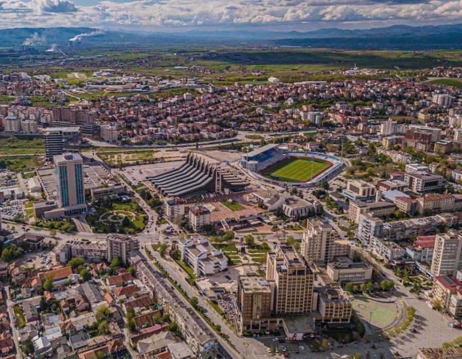 Kosova’nın Göçmen Anlaşmaları: Ne Kazandırıyor, Neden Eleştiriliyor?