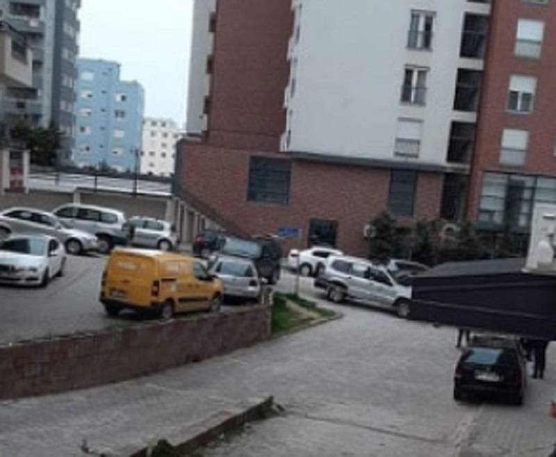 4.Kattan Kendini Atan Kız, Hastanede Hayatını Kaybetti