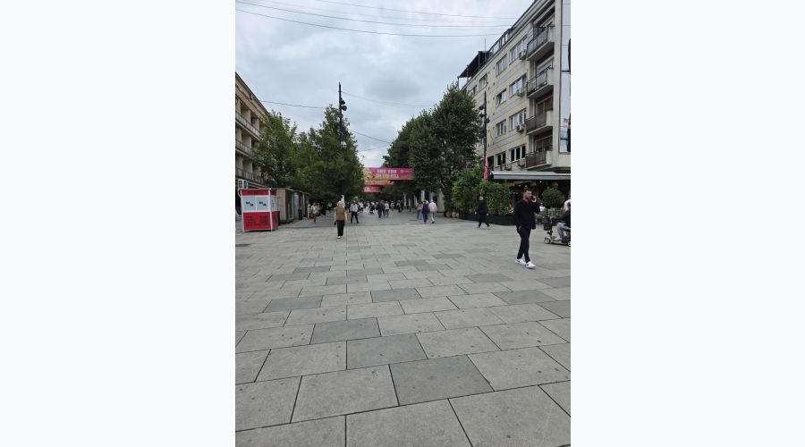 Hava Güneşli ve Parçalı Bulutlu 