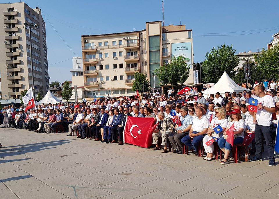 Priştine 15 Temmuz'da Yürüdü