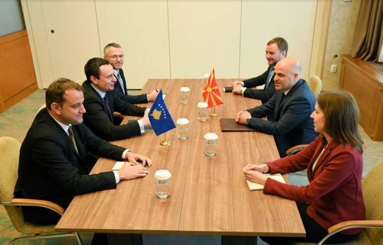 Kurti ve Kovaçevski, Prizren-Kalkandelen Yol Projesini Görüştü