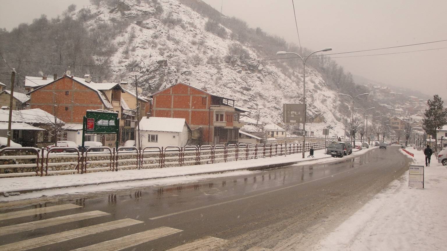 Kosova'da Hafif Kar Yağışı