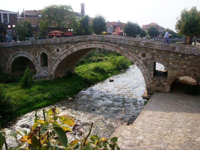 Türkiye Prizren'de Akdere Yatağını ve Köprüleri Onarıyor