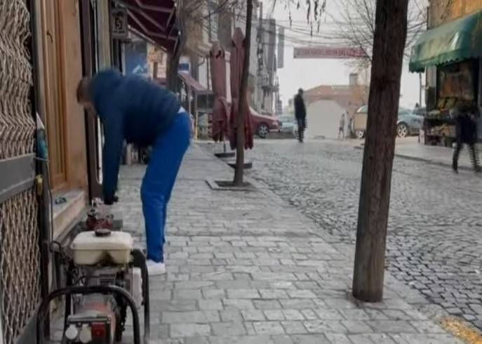 Prizren’de Bazı Semtler 10 Saat Elektriksiz