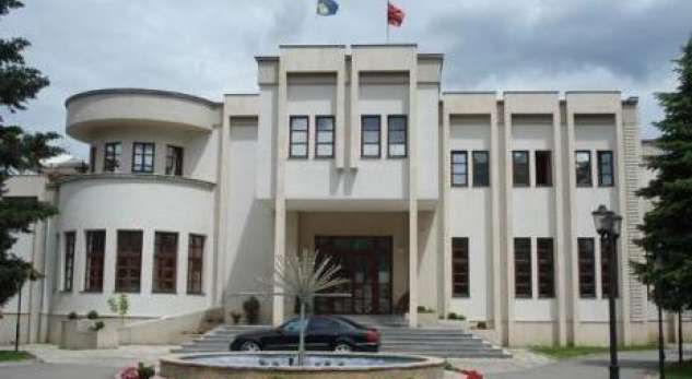 Prizren'de Türk Belediye Müdürü Cinsel İstismar Şüphesiyle Tutuklandı