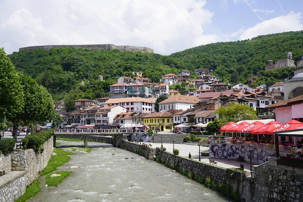 FETÖ Uzantıları Çarşı Esnafından Yardım Topluyor