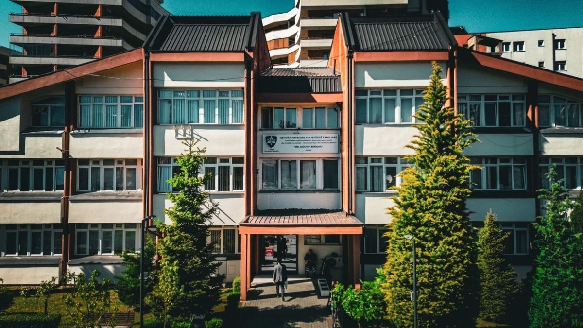 Prizren'de İki Hemşire Gözaltına Alındı